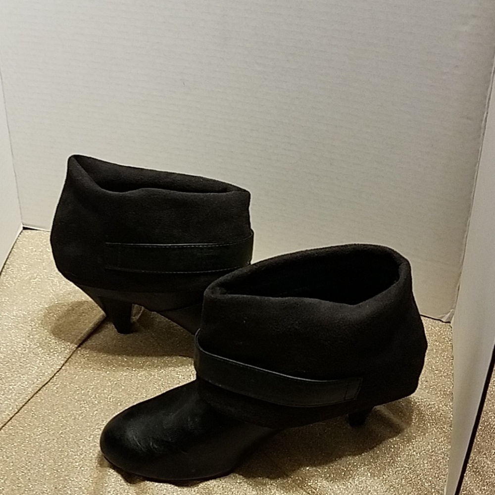 S/8 Fioni Booties - Picture 3 of 6